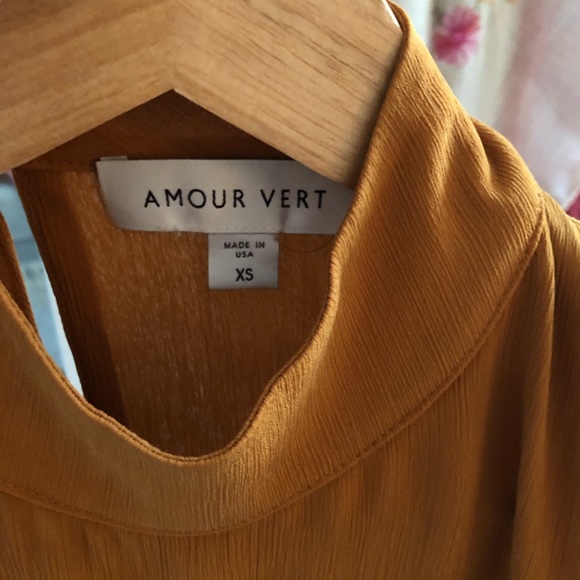 Amour Vert Onie Midi Dress - Picture 5 of 6